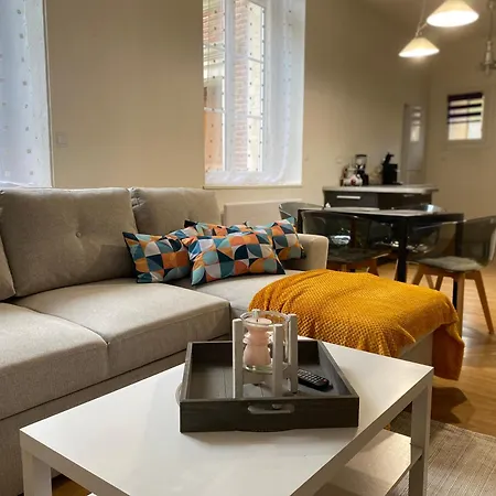 Appartement Coeur Centre Ville Noyon Exterior photo